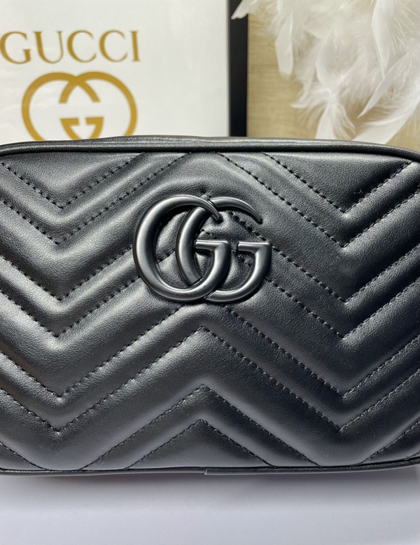 激安グッチバッグコピー角部分ディテール